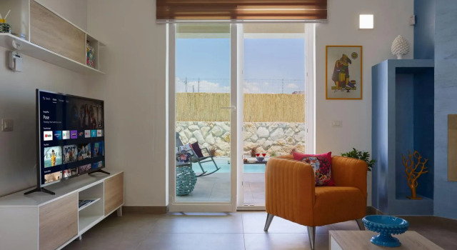Villa Shamsi, heated pool and beach at 70 mt-Villa shamsi, Book Villa Hotels in Sicily with a Pool, Swimming Pool