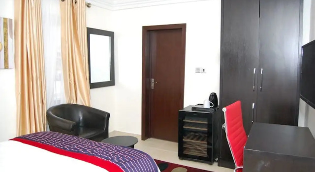 Номер Deluxe The Montrose Hotel Lekki