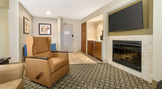 Двухместный люкс Best Western Plus InnTowner Madison