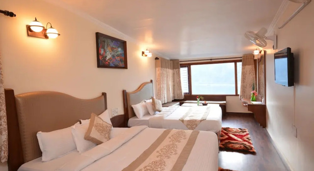 Одноместный семейный номер Standard c 1 комнатой с видом на окрестности Hotel Happy Home The Lake Paradise