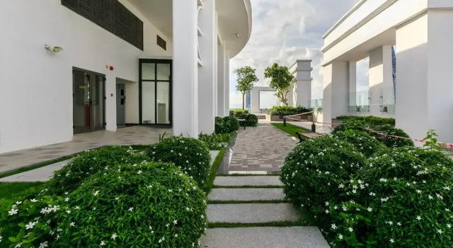 Elegant HOME, Забронировать Отель Отели Хошимина с бассейном, рядом с Торговый центр Tax, Бассейн