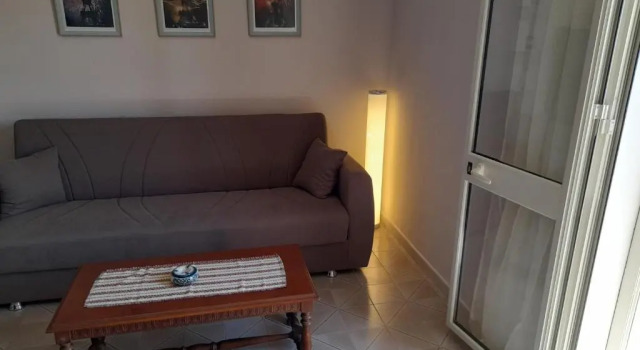 Margherita's Nest by the sea With Birds Song, Book Apartment Hotels in Sicily with Parking, Parking