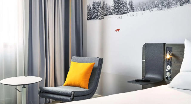Двухместный номер Superior с видом на бассейн Novotel Antibes Sophia Antipolis