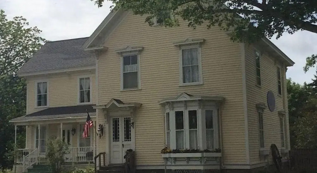 The Nightfall Inn, Varaa Hotelli Hotellit New England uima-altaalla, Uima-allas