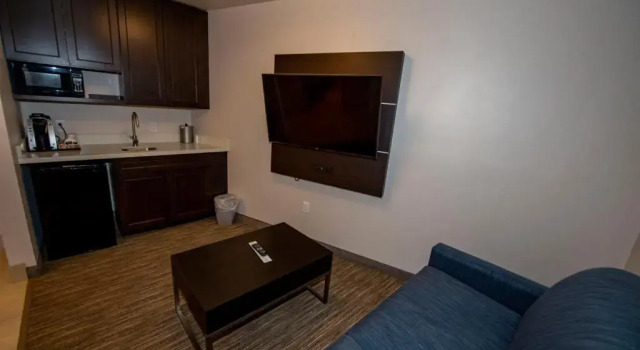 Семейный номер Standard Holiday Inn Express & Suites Colorado Springs AFA Northgate by IHG