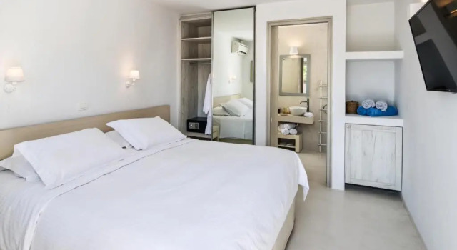Villa Adrali, Prenota Villa Kamari Paro