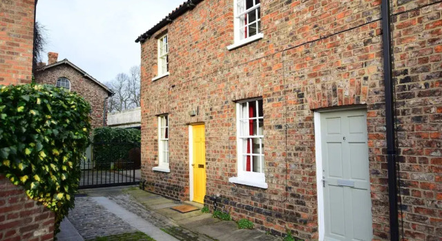 7 Monk Bar Court YORK, Забронировать Дом для отпуска Виллы Йорка, рядом с Церковь Св. Олафа, Вилла