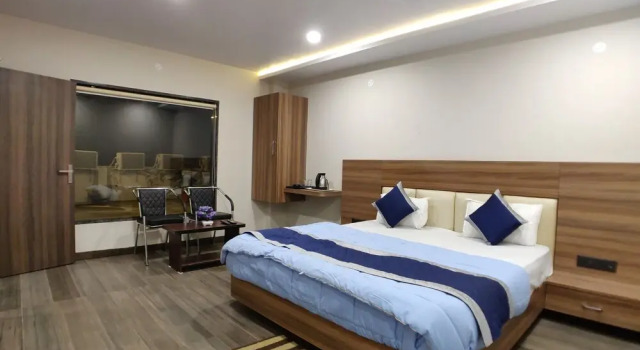 Двухместный номер Deluxe Hotel Atul Residency