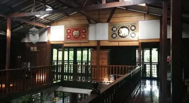 Kumkhumsriwangchai Amphawa