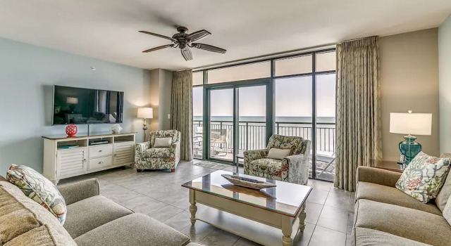 Southwind 1105 - 3 Br Condo, Забронировать Апартаменты/квартира Отели Миртл-Бич с парковкой, рядом с Pine Lakes International Country Club, Парковка