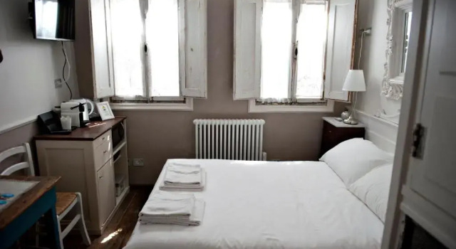 Romantic Nest Florence Apartment, Забронировать Апартаменты/квартира Апартаменты Флоренции, рядом с Дворец Ручеллаи, Апартаменты/квартира
