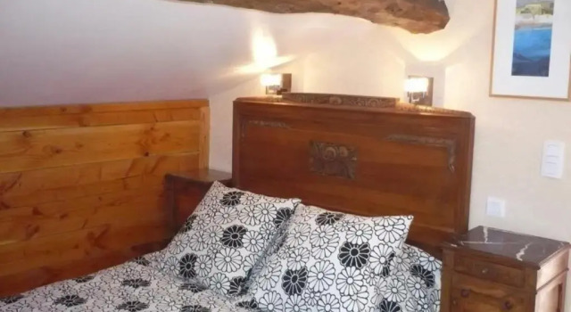 Gîte Saint-André-d'Apchon, 1 pièce, 2 personnes - FR-1-496-23, Book Hotel SPA-hoteller i Paris, SPA
