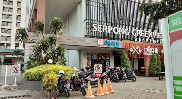 Cozy and Minimalist Studio at Serpong Greenview Apartment By Travelio, Book Apartment Hotels in South Tangerang with a Pool, Swimming Pool