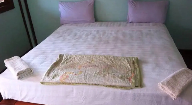 Khao Paeng Guesthouse, Rezerwuj Hotel Khong Island 