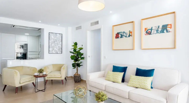 Fabulous 3BD Apartment in the Center of Marbella Near the Beach - Alonso de Bazan
