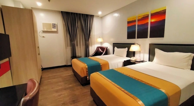 Номер Deluxe Studio 89 Katipunan QC