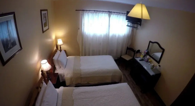 Четырёхместный номер Standard Castleview Golf Course B&B
