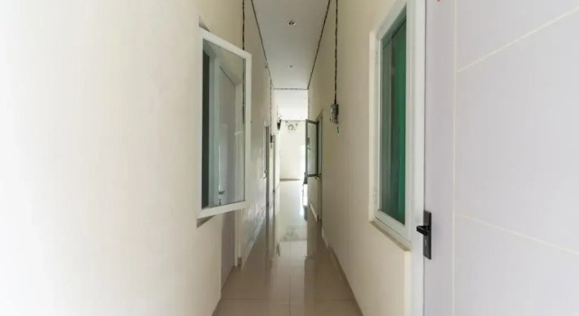 KoolKost Syariah near LRT Boulevard Selatan Station - Minimum Stay 6 Nights, Rezervovat Hotel Hotely v Jakarta s parkováním, poblíž La Piazza, Parkování