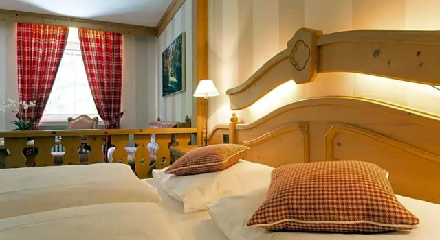 Hotel Elfbuchen, Забронировать Отель Bad Wilhelmshoehe Кассель