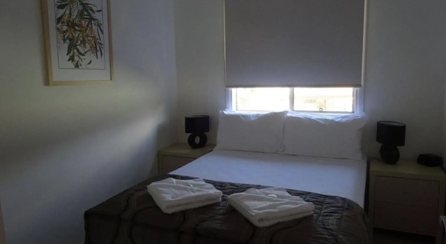 Caseys Beach Holiday Park, Забронировать Отель Саншайн-Бей Еврободалла