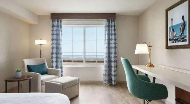 Двухместный номер Standard с балконом и с видом на океан Hilton Garden Inn Carlsbad Beach