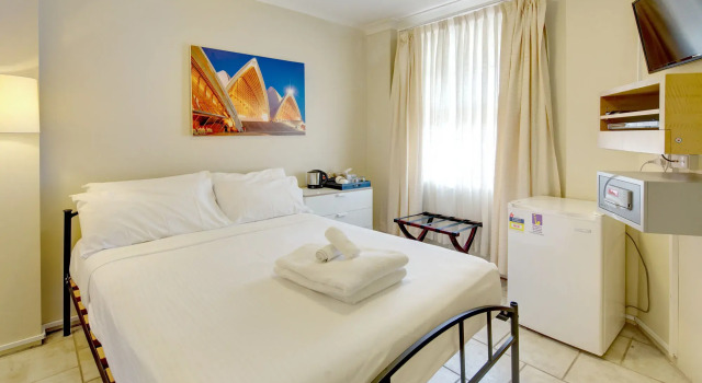 Neutral Bay Lodge
