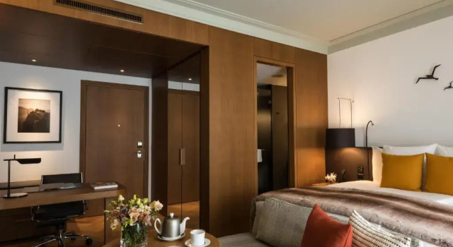 Номер Deluxe Bürgenstock Hotels & Resort – Palace Hotel