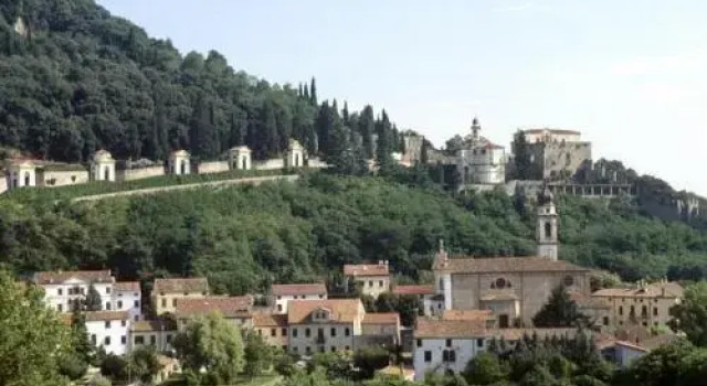 Venetian Hostel, Забронировать Хостел Монселиче Euganean Hills