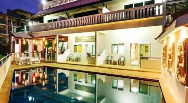 Kata Hill Sea View Hotel