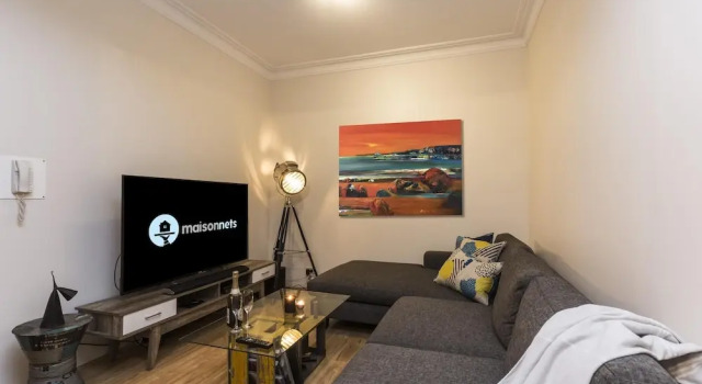 Redfern 2 Bedroom 2 Bathroom Apt With Netflix, Забронировать Отель Отели Редферн 3 звезды, 3*