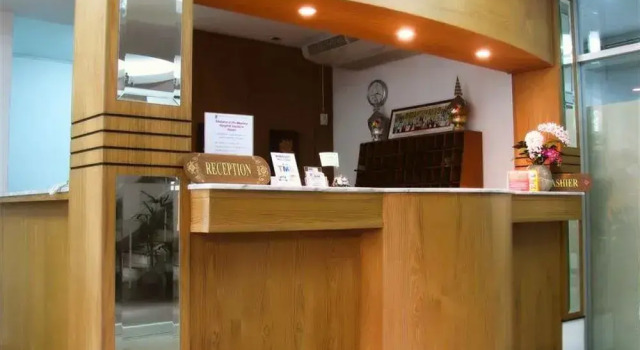 RoomQuest Pratunam Yesterday's Photo Hotel, Varaa Hotelli SPA-hotellit kohteessa Central Thailand, SPA