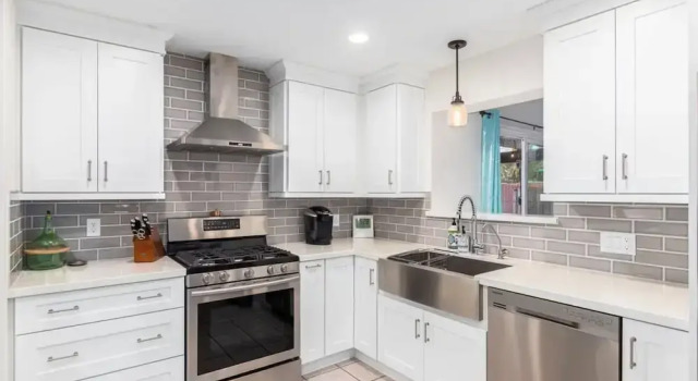 Коттедж Sunset ASU Private Pool Updated Kitchen Baths