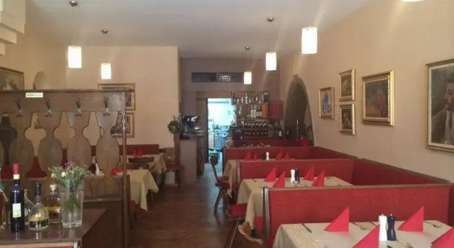 Weinstube Heigl Restaurante Pizzeria Puccini, Reserva ahora Hotel Landshut 