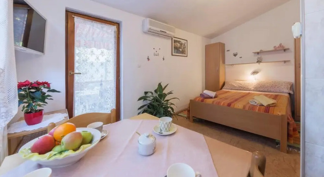 Amazing Apartment in Rovinj With 1 Bedrooms and Wifi, Забронировать Апартаменты/квартира Апартаменты Ровинь, рядом с Church of Saint Benedict Rovinj, Апартаменты/квартира