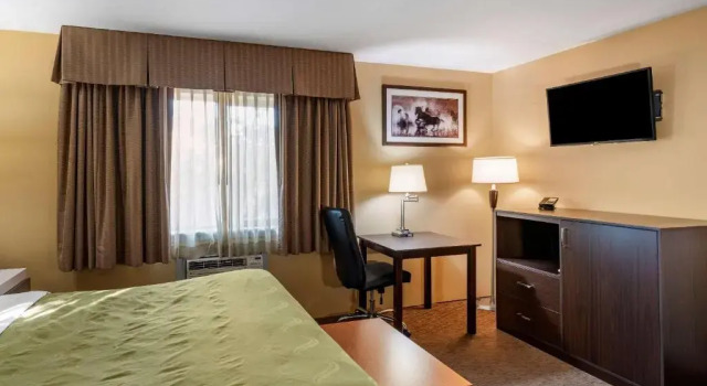 Camera Standard Quality Inn
