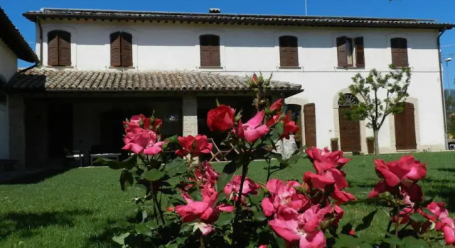 BB Mammarosa, Book Hotel Hotels in Foligno with Parking, Parking