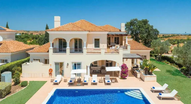 Вилла Villa Monte Rei Golf