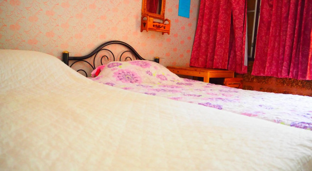 Three J Guesthouse, Забронировать Отель Кампхэнгпхет Kamphang Phet Province