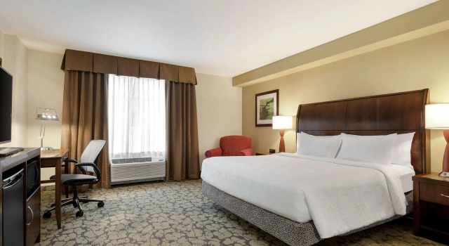 Hilton Garden Inn Wallingford/Meriden, Rezerwuj Hotel Hotele w New England z basenem, Basen
