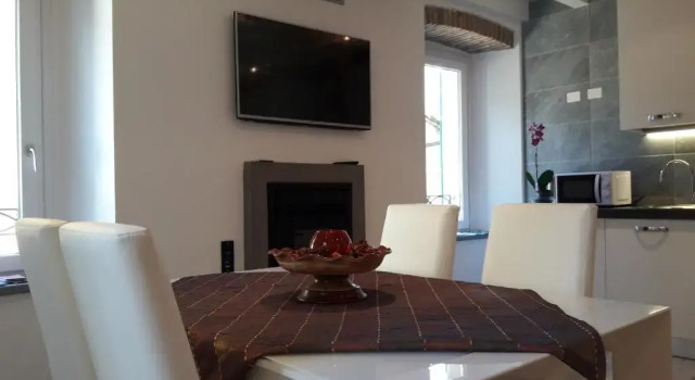Residenza Borgo Antico, Buchen Sie Hotel Hotels in Iseosee mit Parkplatz, Parkplätze