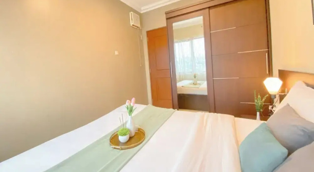 Апартаменты Standard Gorgeous 2Br At Grand Setiabudi Apartment