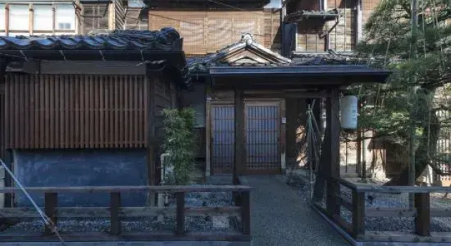 Hikoso-machi Ginnoma Machiya House, Забронировать Отель Отели Канандзава 4 звезды, рядом с Kazuemachi Tea House Street, 4*