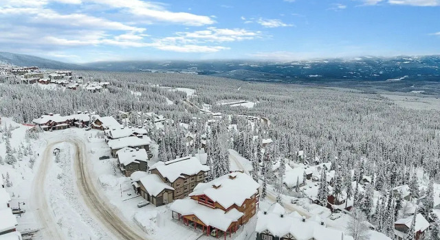 Deluxe room with mountain view Blackrock 6