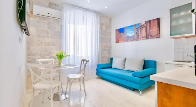 Апартаменты c 1 комнатой с видом на море Apartments & Rooms Grašo