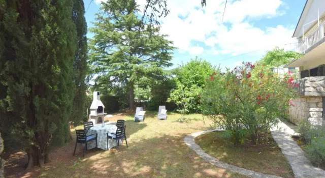 Apartments Jadanec, Prenota Appartamento Hotel a Isole Quarnerine con parcheggio, Parcheggio