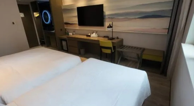 Номер Standard Ibis Styles Wuhan Optics Valley Square Minzu University
