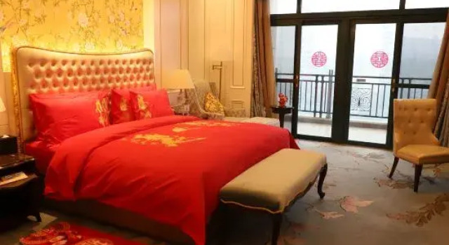 Люкс Deluxe Yichang Evergrande Hotel