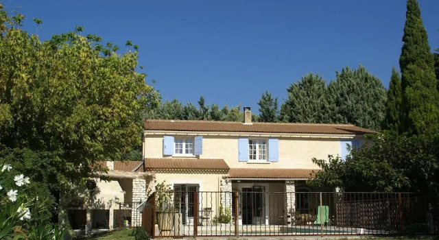 Holiday Home in Le Thor With Private Pool, Забронировать Дом для отпуска Виллы Овернь-Рона-Альпы, Вилла