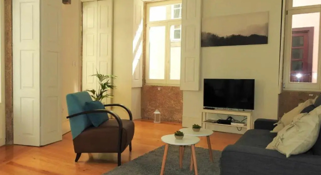 Oporto Delight 1 Luxury Apartment in Historic Center with Balcony Max 4 p, Rezerwuj Apartament Porto Porto