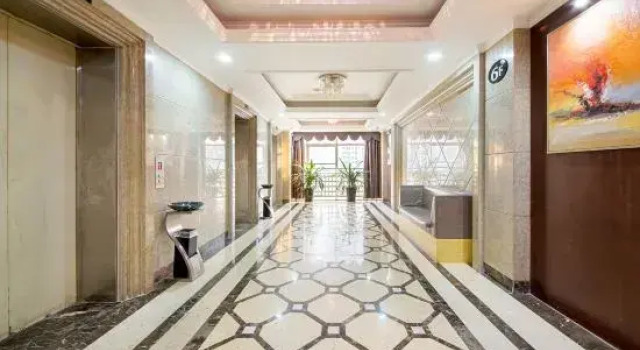 Jingtong101Hotel, Rezerwuj Hotel Hotele w Nanning z parkingiem, Parking